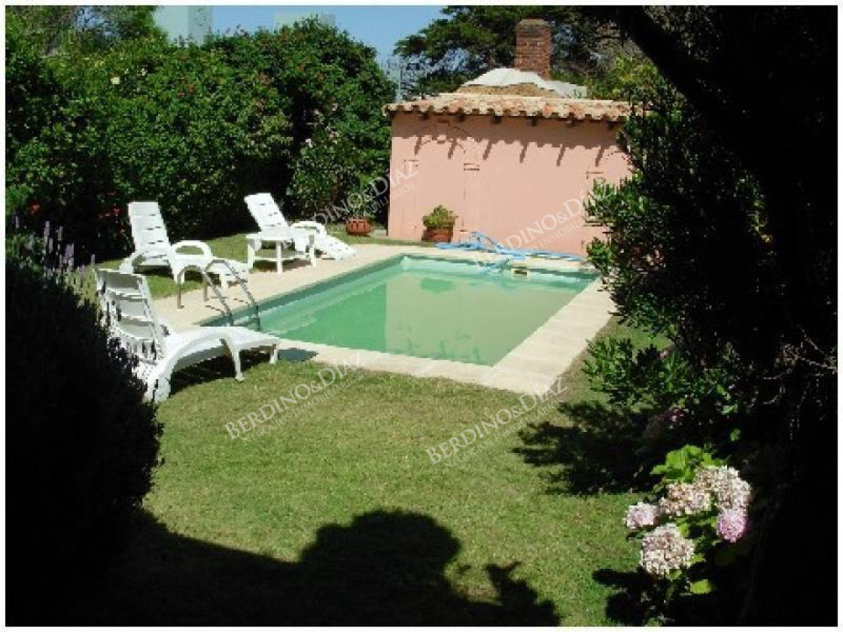 Casa ID.2196 - Casa en venta Manantiales  La barra con vista al mar 