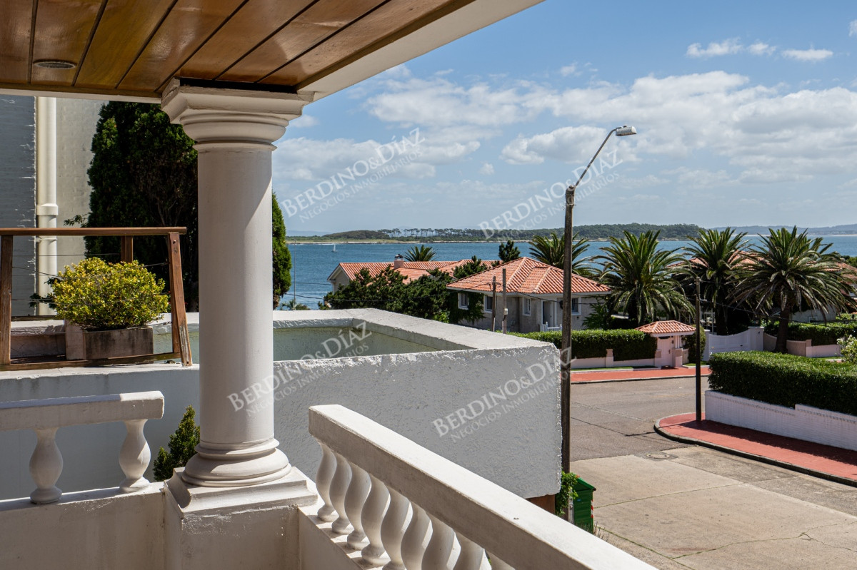 Casa ID.2395 - Casa importante en la Peninsula con vista la Mansa en venta