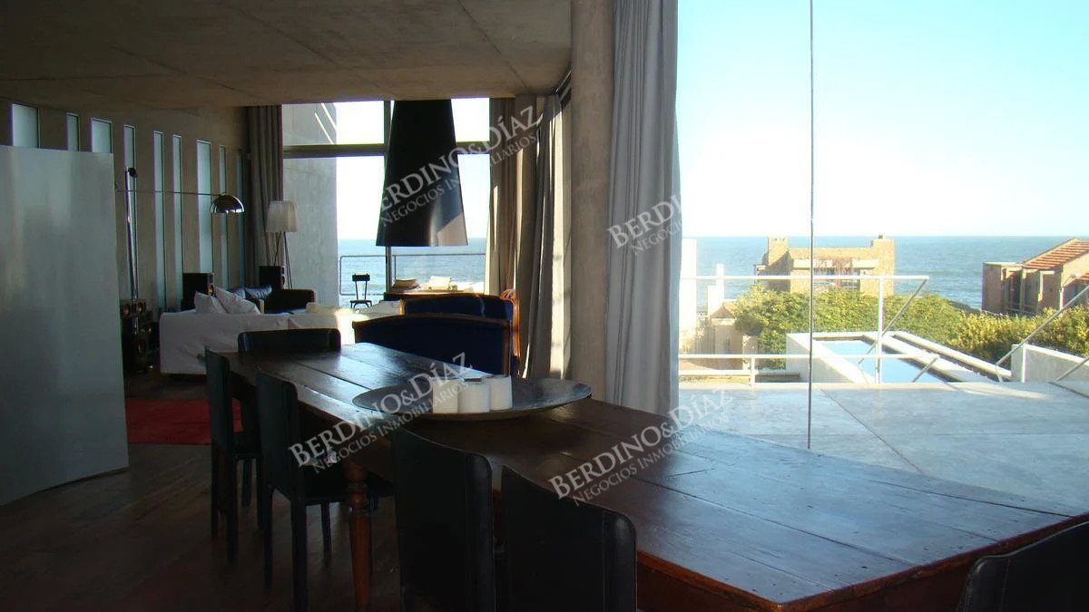 Casa ID.2163 - Casa en venta estilo minimalista con vista al mar