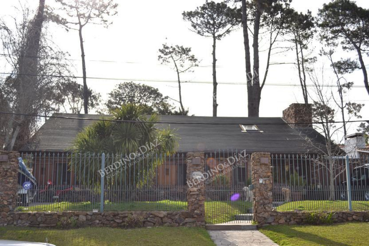 Casa ID.92 -  Casa En Venta Ubicada en una hermosa Zona de Playa Mansa