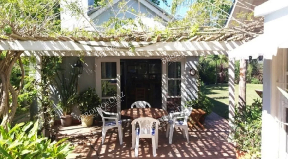 Casa ID.1970 - Casa en venta en Zona Rincon del Indio