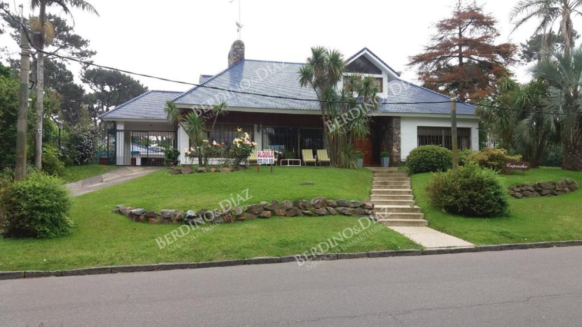 Casa ID.344 - Casa en venta ubicada en Paradas de Playa Mansa