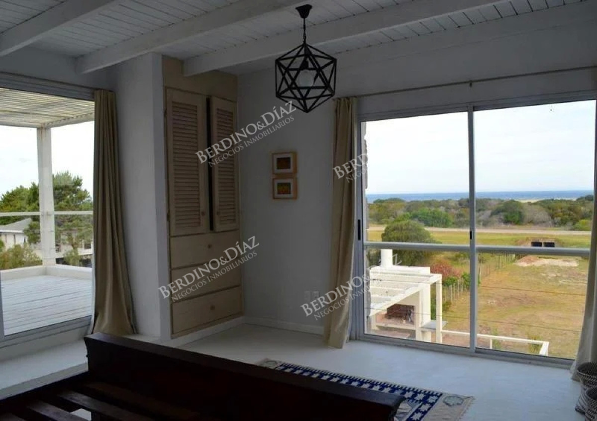 Casa ID.2239 - Casa moderna con vista al marJose Ignacio 