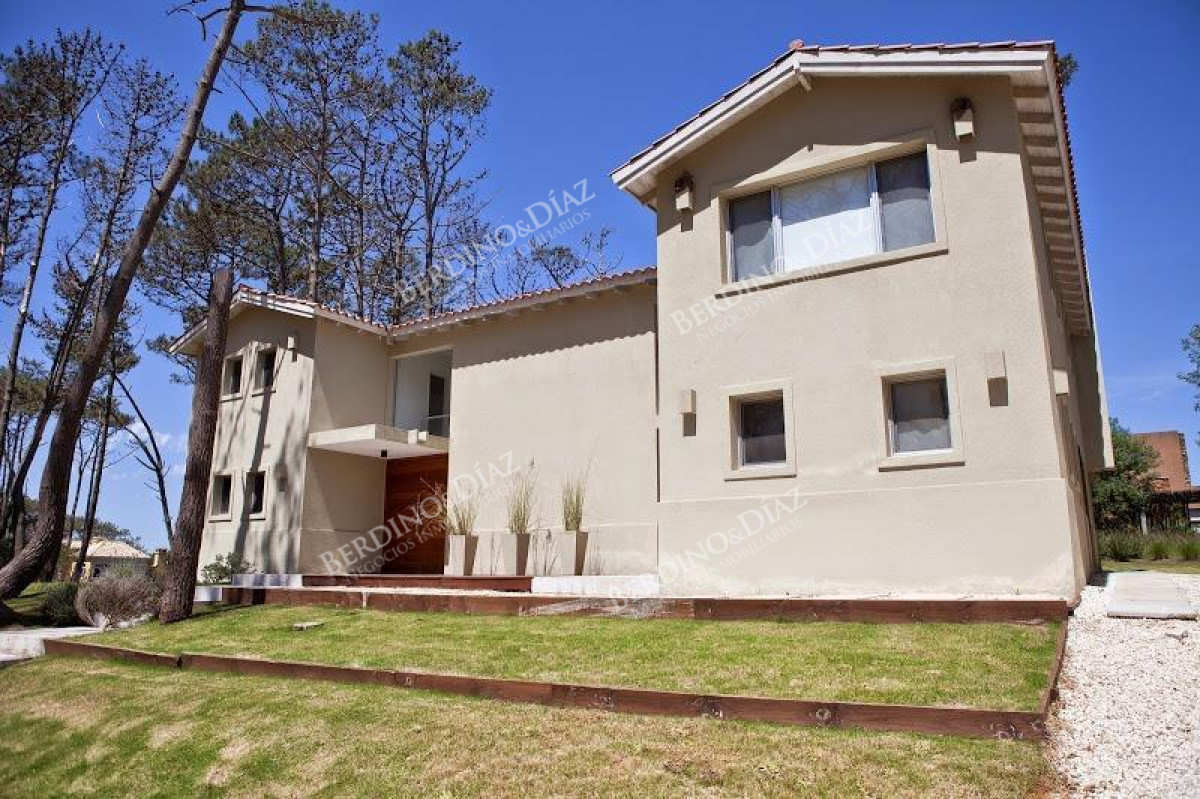 Casa ID.2156 - Casa en venta Laguna blanca con vista al mar
