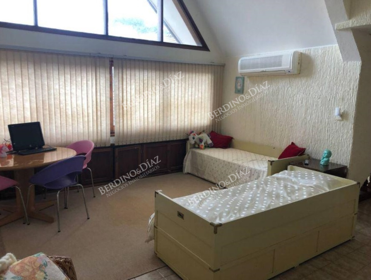 Casa ID.741 -  Casa en venta con estilo propio en el Barrio Lugano