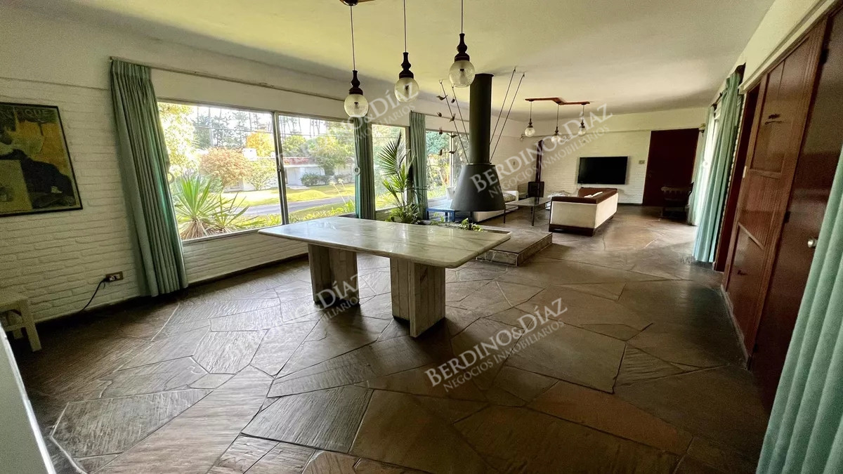 Casa ID.2102 - Venta casa en Pinares Punta del Este