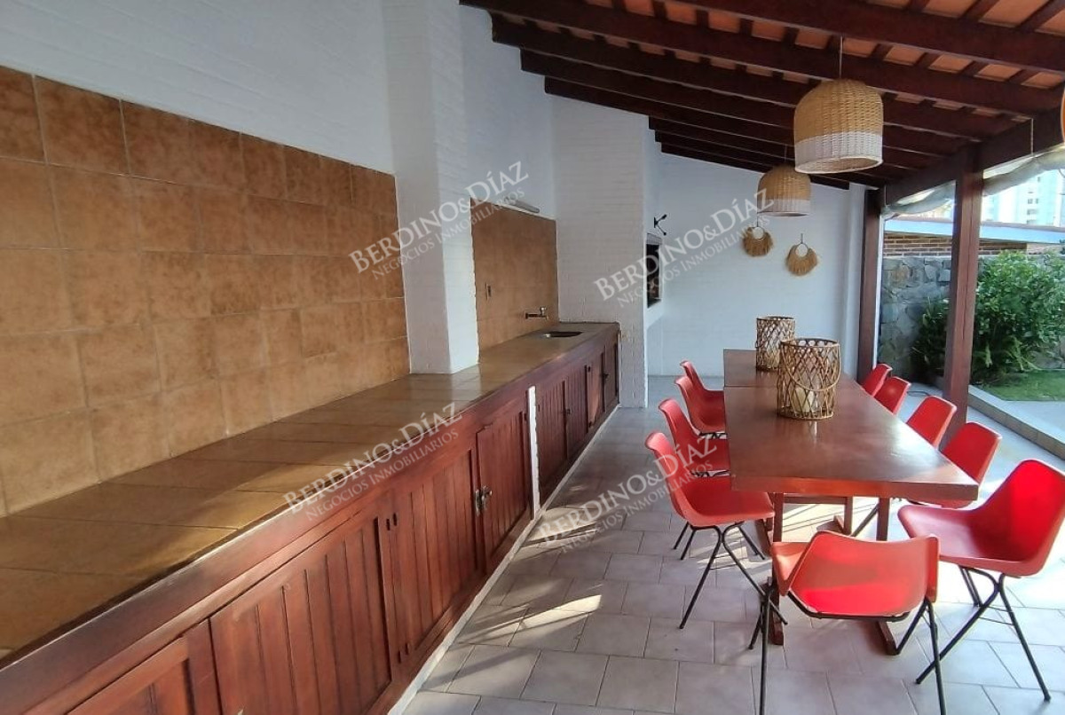 Casa ID.1932 - Casa tradicional en Paradas Playa Mansa