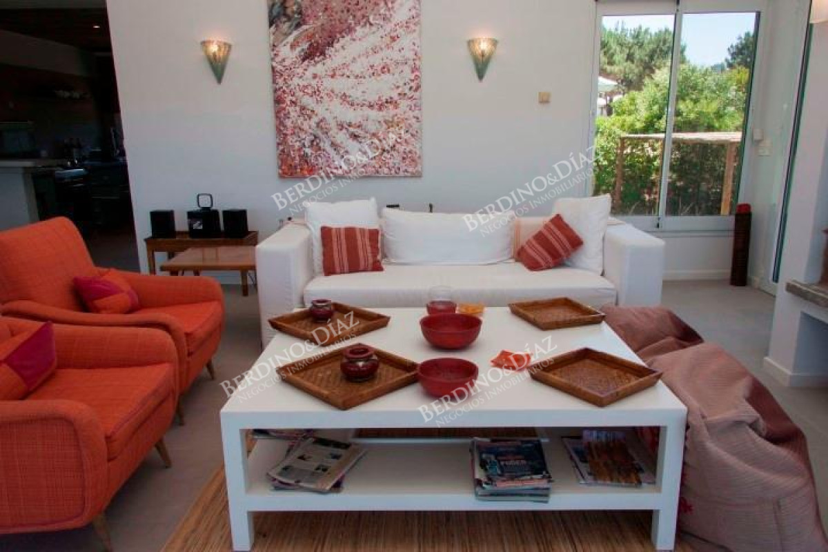 Casa ID.2224 - Casa en venta en Pinar del Faro Jose Ignacio a 2 cuadras del mar