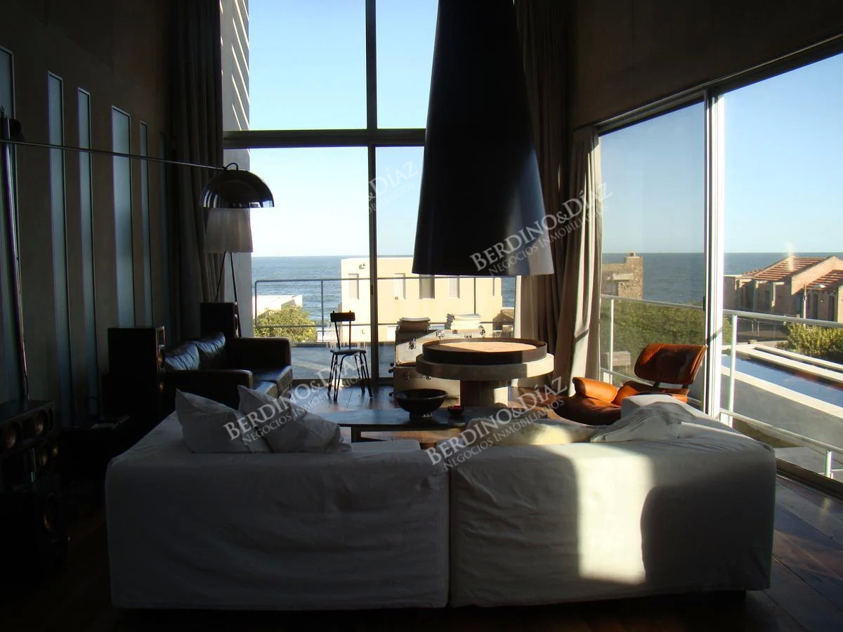 Casa ID.2163 - Casa en venta estilo minimalista con vista al mar