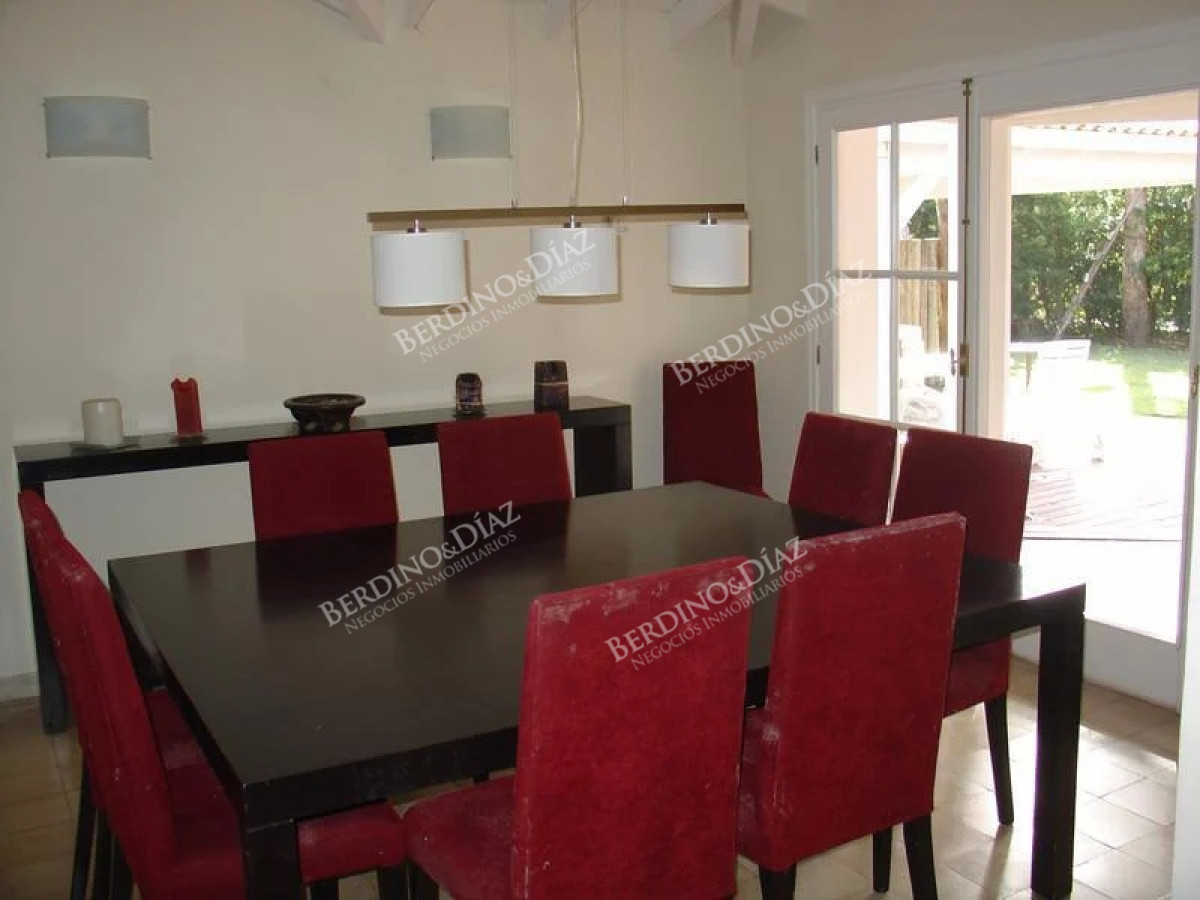 Casa ID.2200 - Casa hermosa en Laguna Blanca en venta