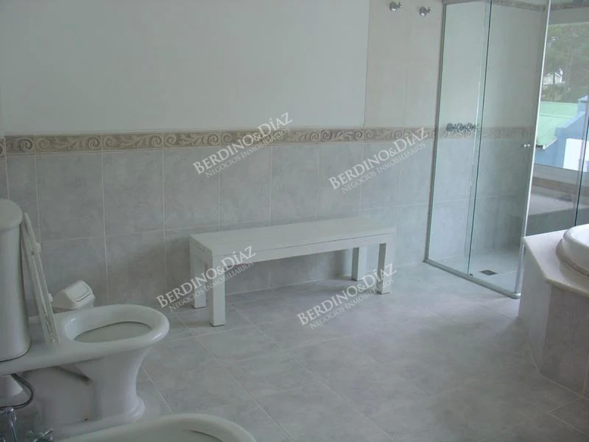 Casa ID.2205 - Casa espectacular en venta Montoya