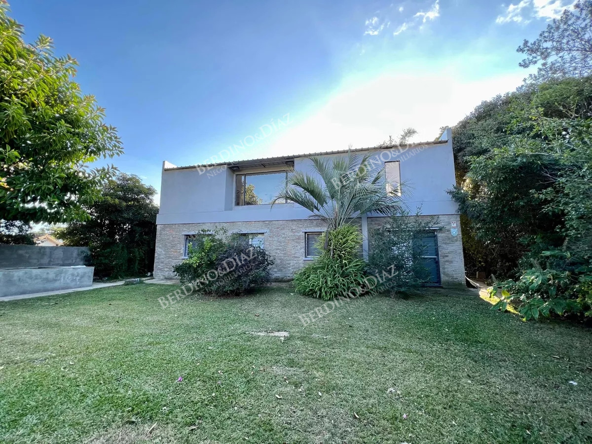 Casa ID.2102 - Venta casa en Pinares Punta del Este