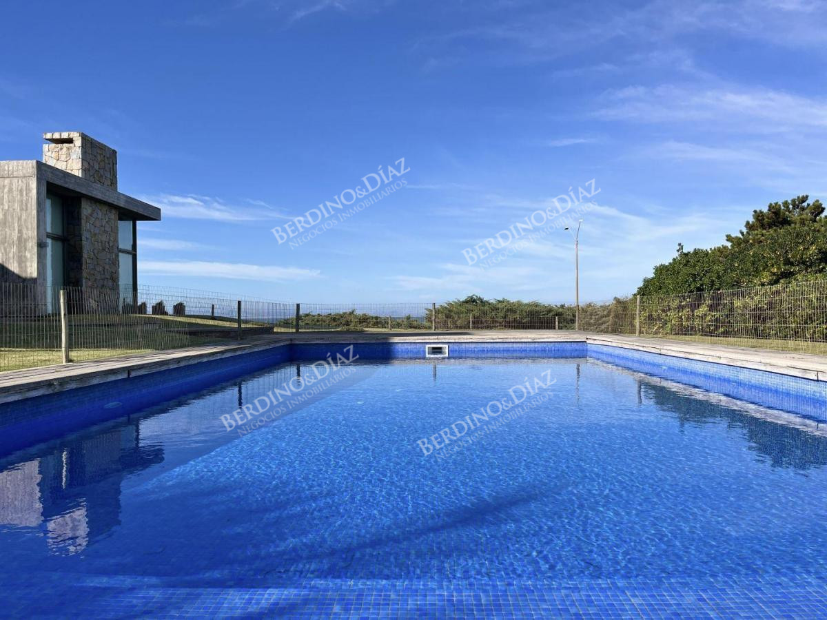 Casa ID.2334 - Casa frente al Mar en venta en Montoya espectacular 3 niveles