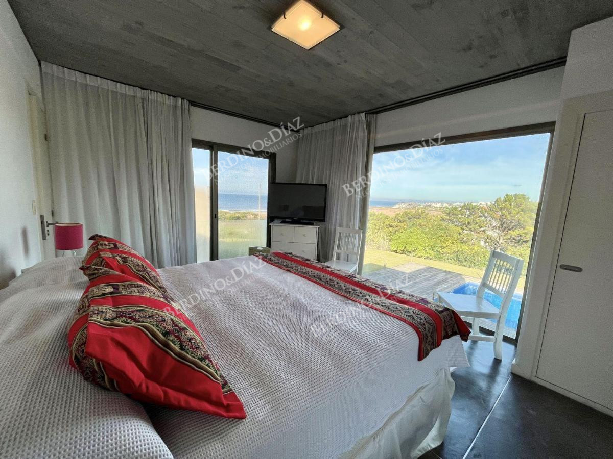 Casa ID.2334 - Casa frente al Mar en venta en Montoya espectacular 3 niveles