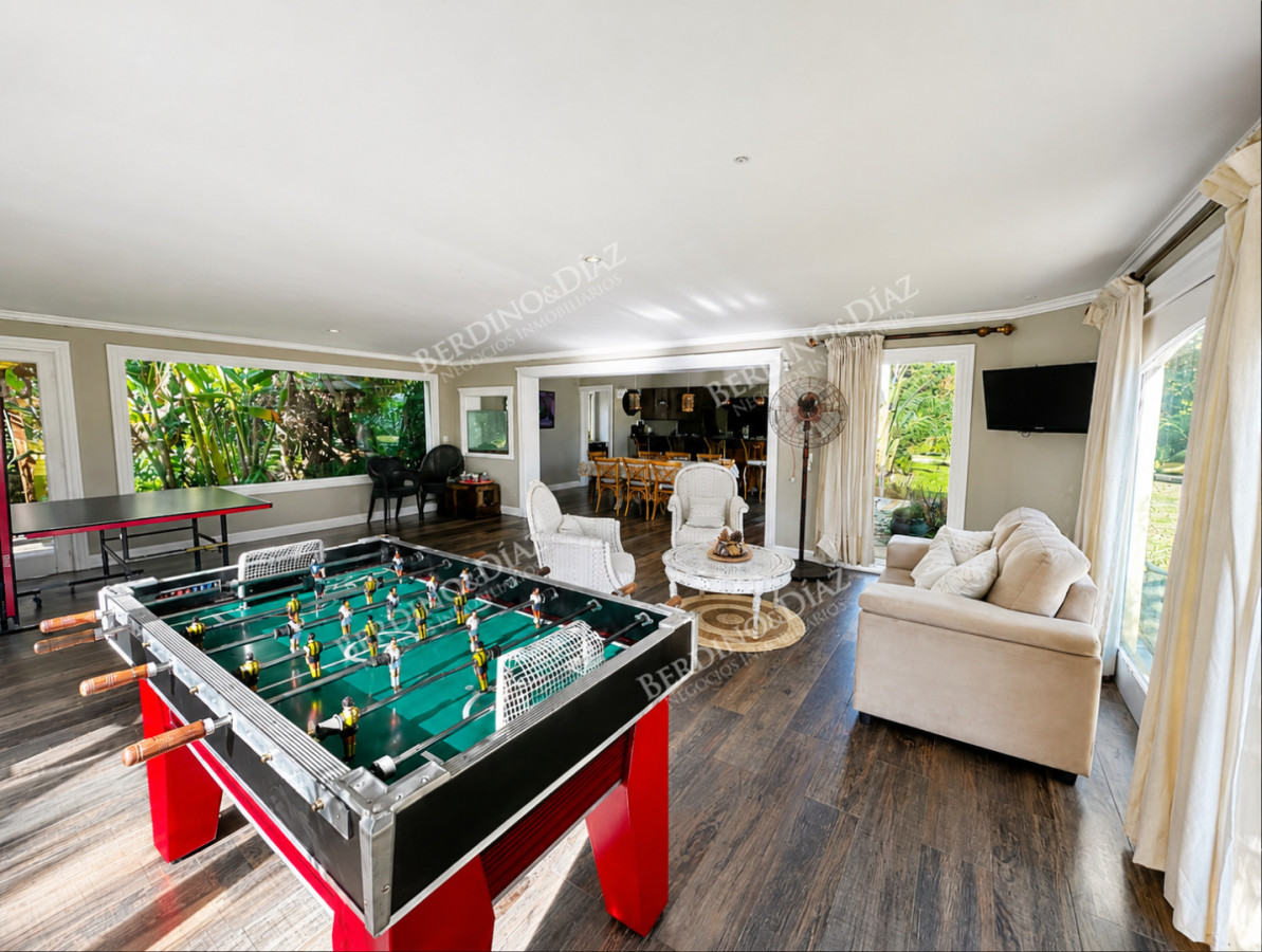 Casa ID.3011 - Hermosa casa en venta en Barrio Lugano Arbolada 
