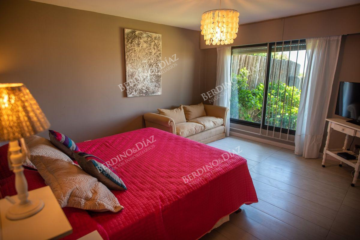 Casa ID.2254 - Casa encantadora en venta frente al mar En Manantiales