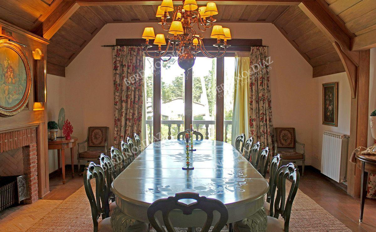 Casa ID.2173 - En venta Importante Residencia Zona Golf Punta del Este