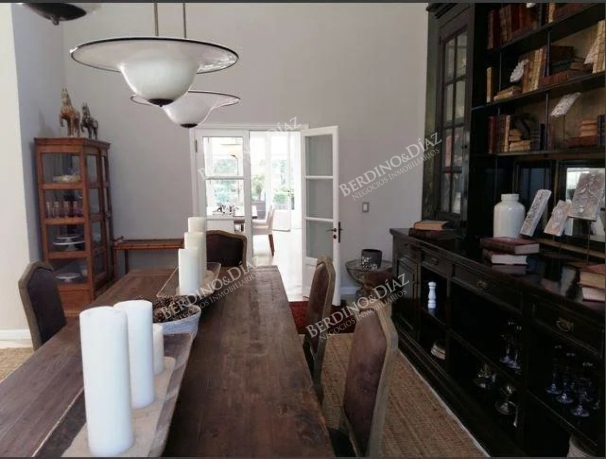 Casa ID.2262 - Impresionante Residencia en venta en Montoya La Barra