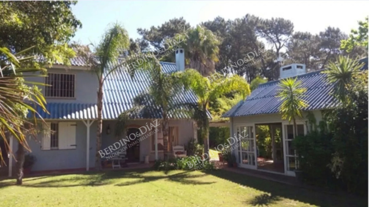 Casa ID.1970 - Casa en venta en Zona Rincon del Indio