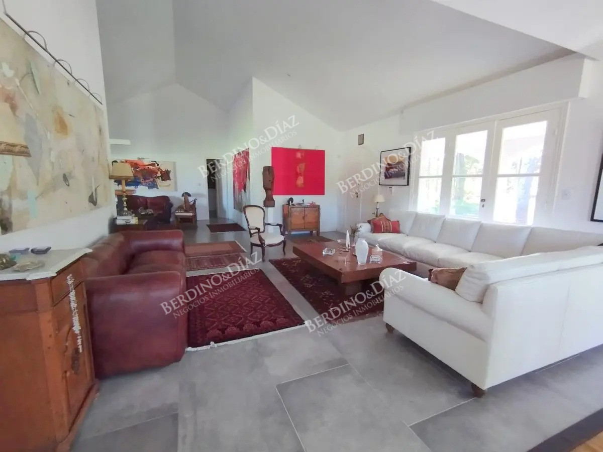 Casa ID.1291 - Casa espectacular en venta  en San Rafael