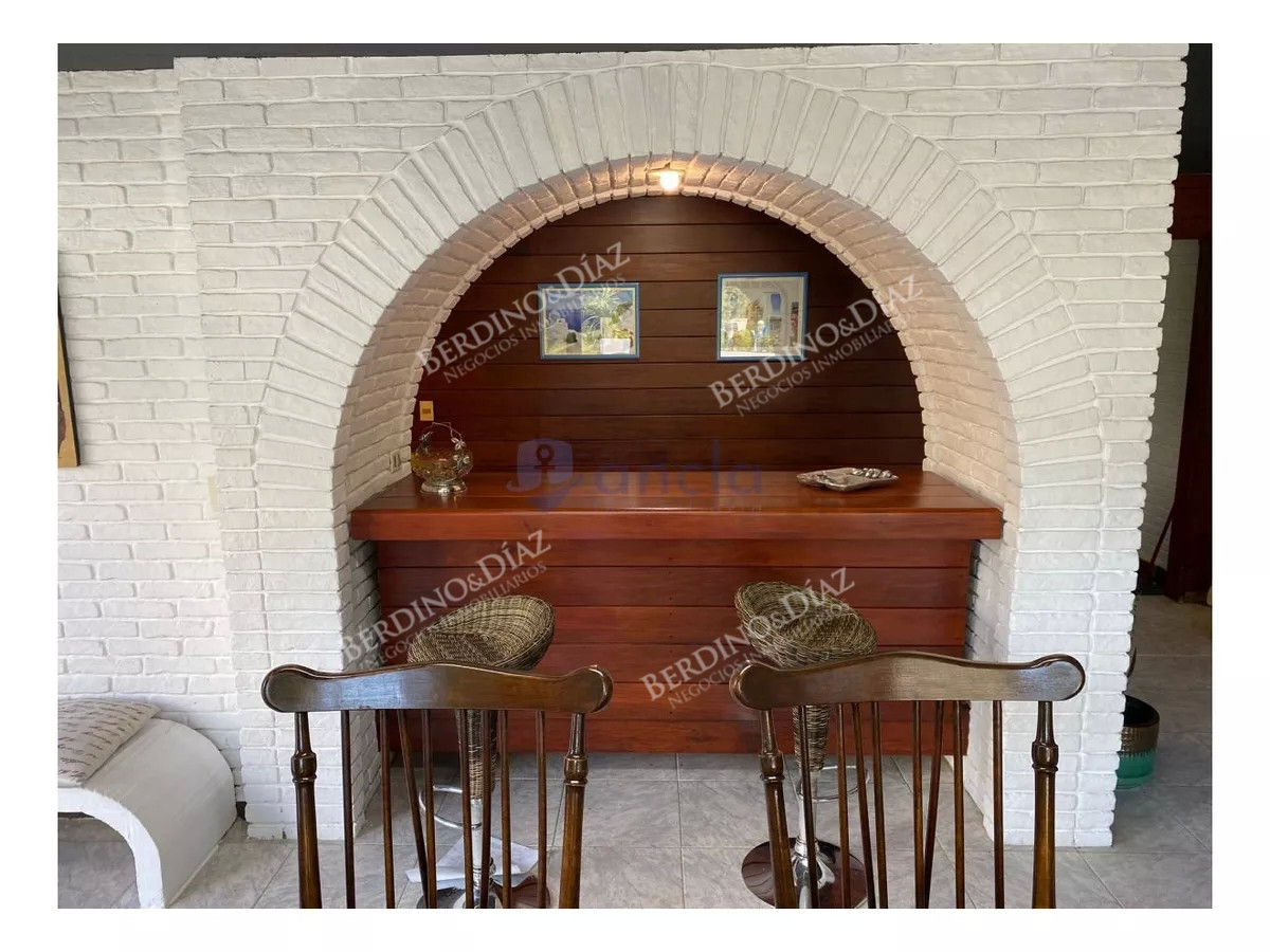 Casa ID.1598 - Casa espectacular en venta  Playa Mansa