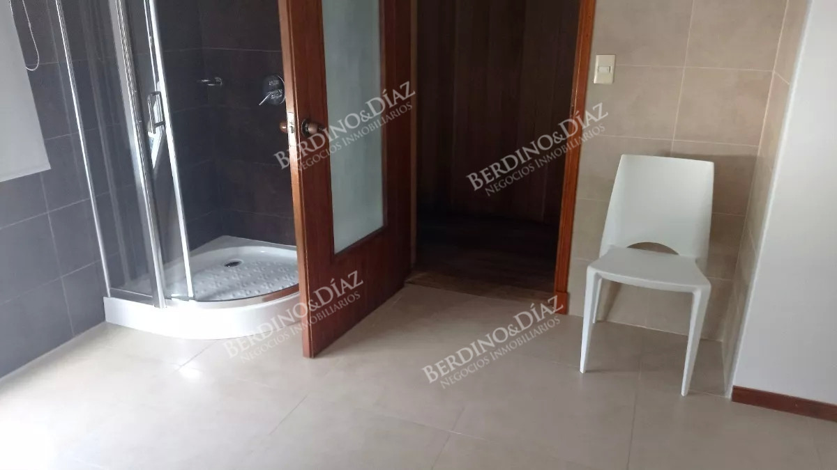 Casa ID.1988 - Casa estilo minimalista en venta Rincon del Indio 