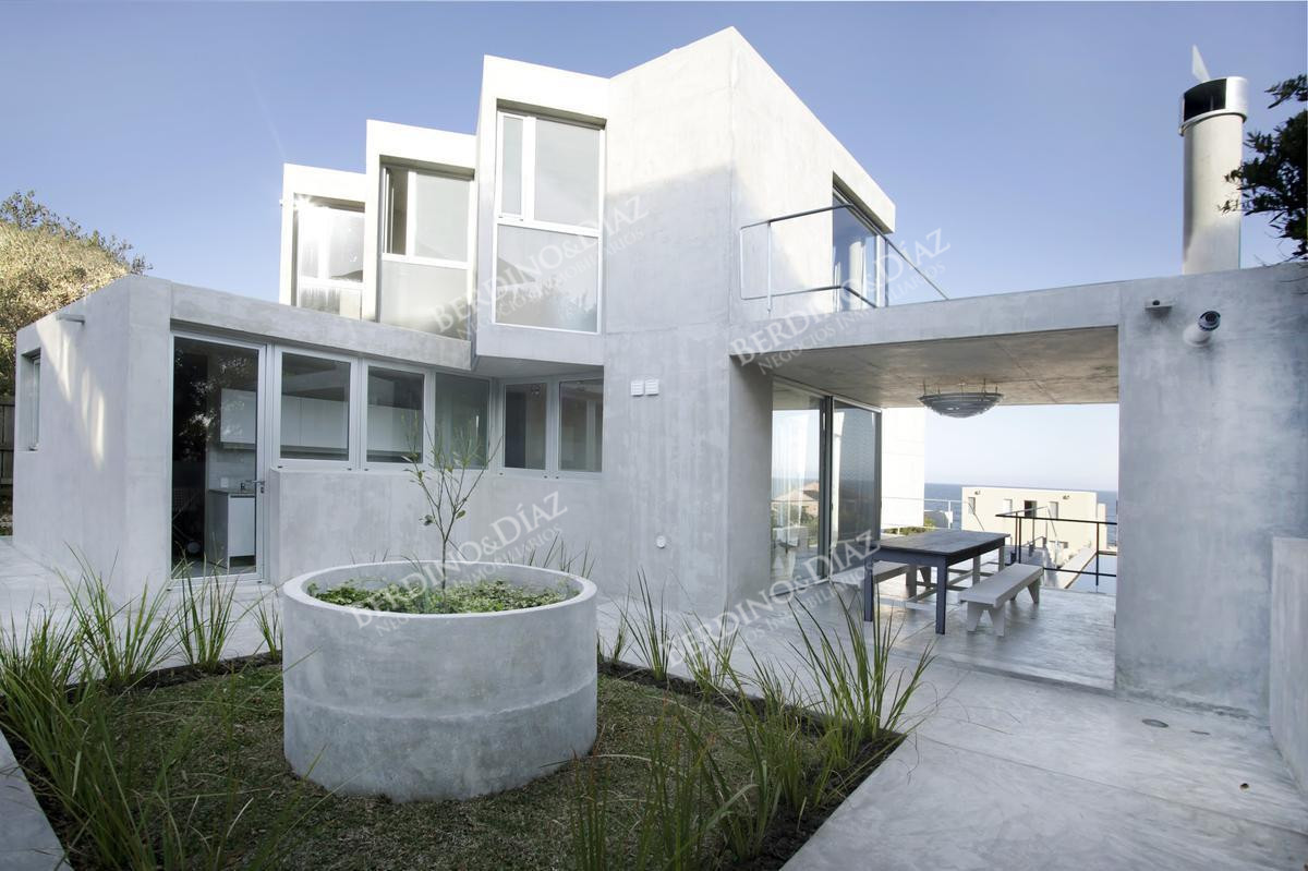 Casa ID.2163 - Casa en venta estilo minimalista con vista al mar