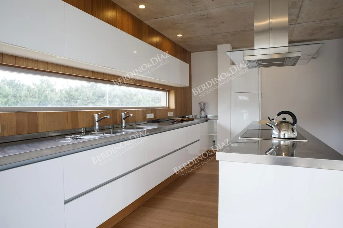 Casa ID.2185 - Casa espectacular estilo moderno en Arenas de Jose Ignacio