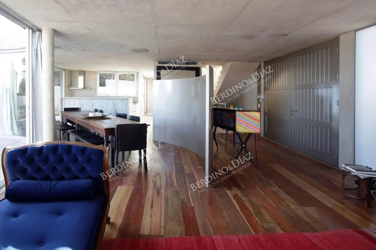 Casa ID.2163 - Casa en venta estilo minimalista con vista al mar