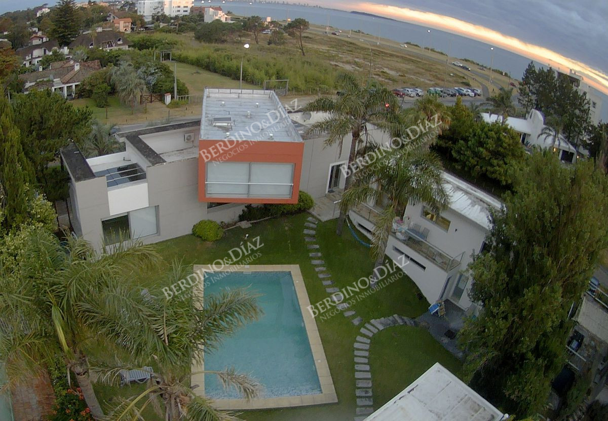 Casa ID.2026 - Casa en Punta del Este, Pinares