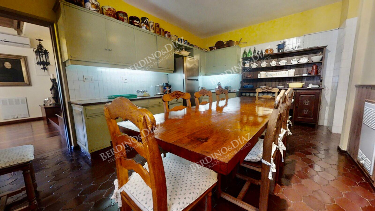Casa ID.710 - Importante Residencia en Golf de 1 hectarea de parque