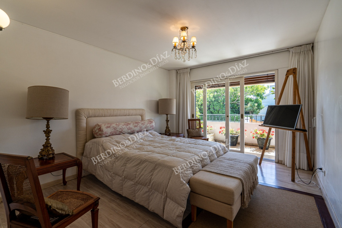 Casa ID.2395 - Casa importante en la Peninsula con vista la Mansa en venta