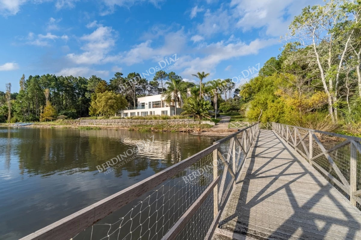 Casa ID.2353 - Chacra en venta espectacular en Punta Ballena Laguna del Sauce