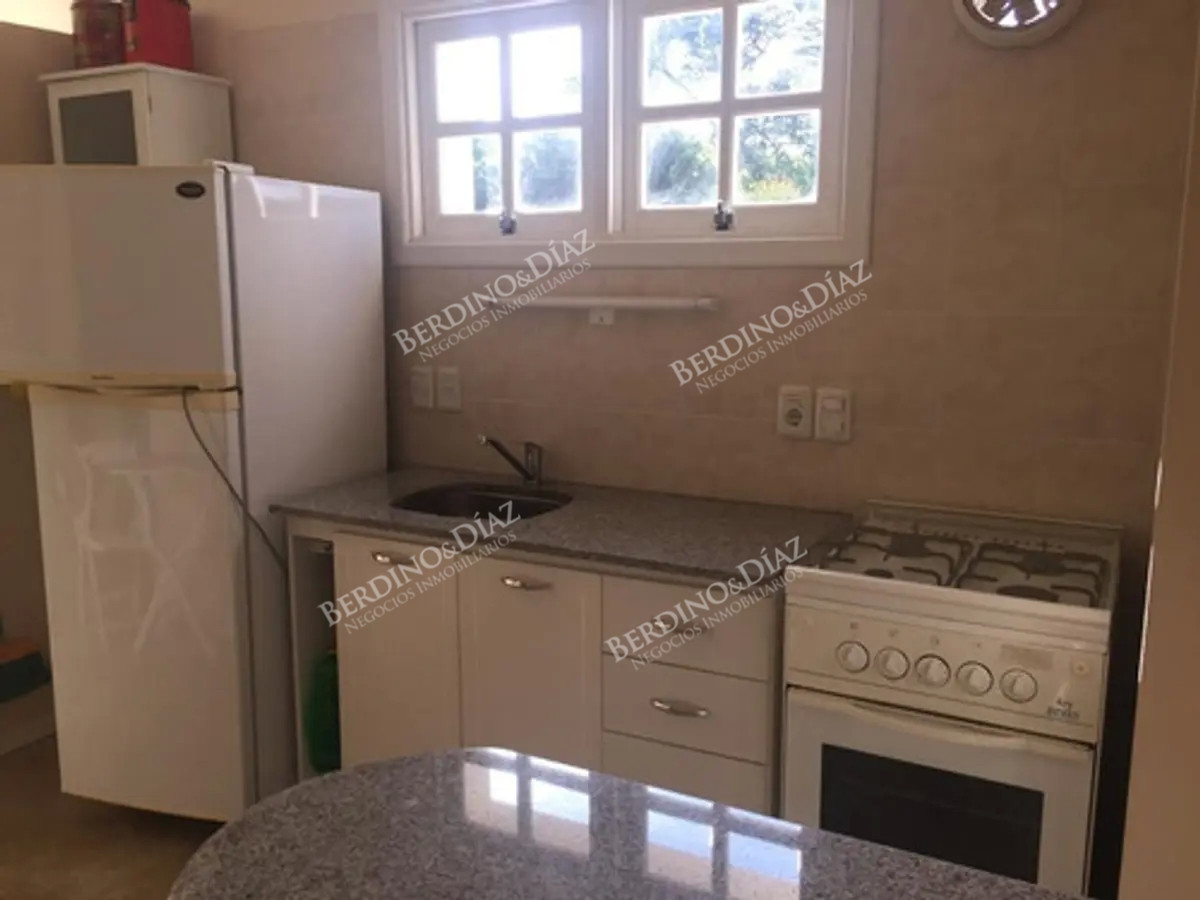 Casa ID.2821 - Casa espectacular en Playa Mansa en venta para proyecto 
