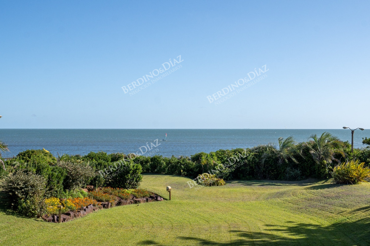 Casa ID.2387 - Espectacular casa frente al mar en Solanas en venta