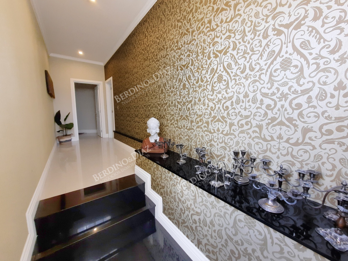Casa ID.1378 - Mansion  en venta en Barrio Golf  