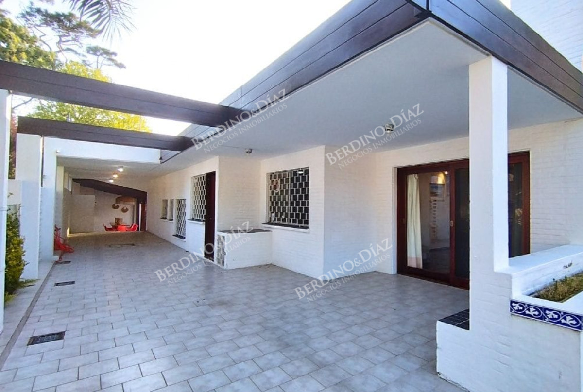 Casa ID.1932 - Casa tradicional en Paradas Playa Mansa