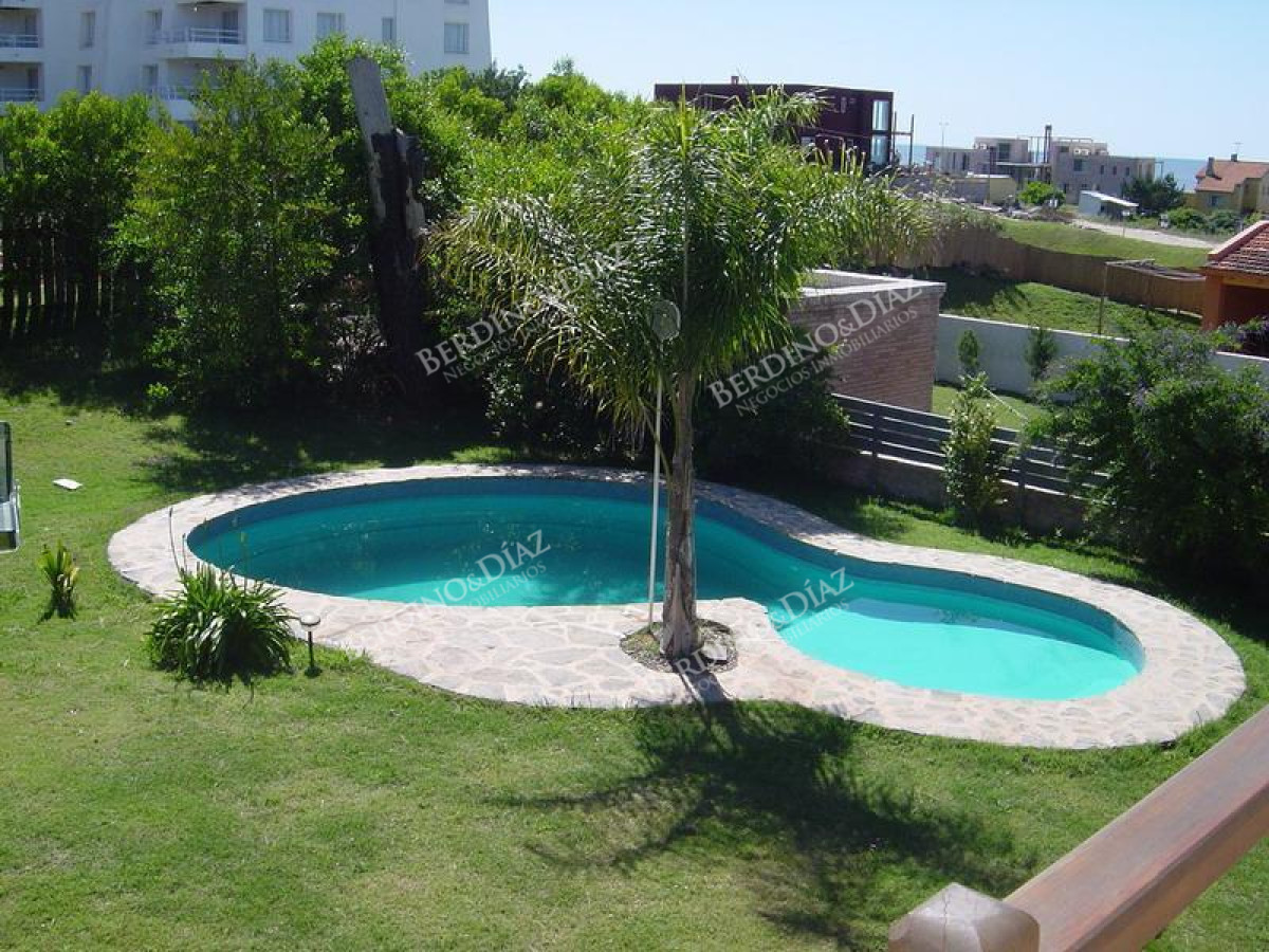 Casa ID.2203 - Casa chalet  en venta Montoya a 200 metros del mar 