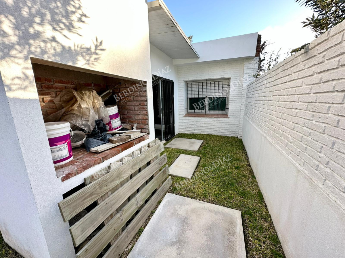 Casa ID.1952 - Casa en San Rafael a 3 cuadras del mar