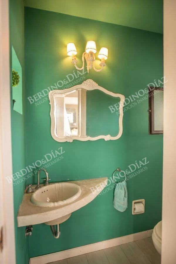 Casa ID.2254 - Casa encantadora en venta frente al mar En Manantiales