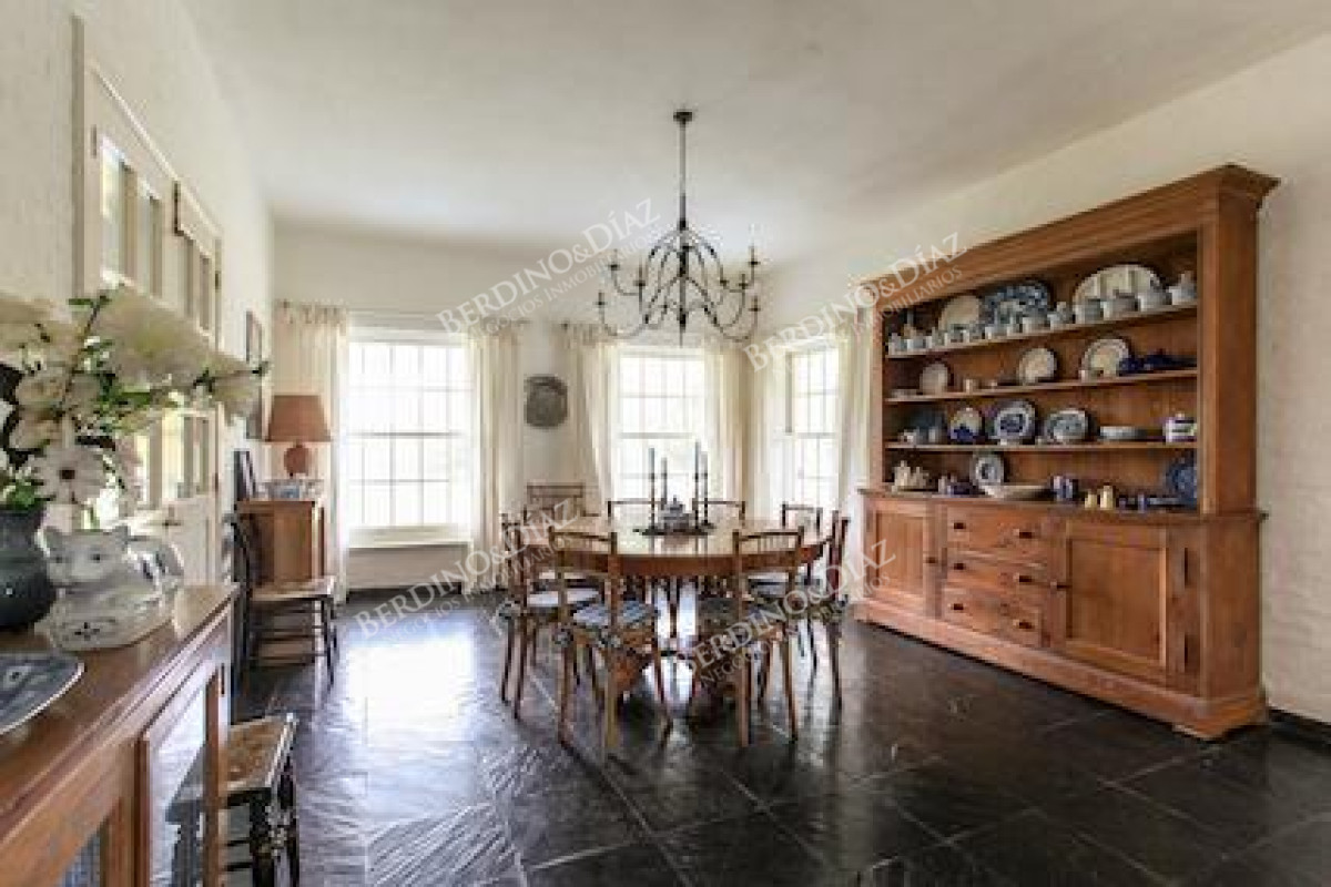 Casa ID.2132 - Casa en venta en El chorro Manantiales con casa de caseros