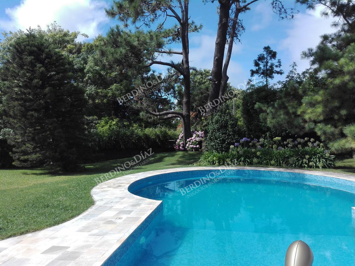 Casa ID.2170 - Casa espectacular en venta a metros del mar Brava