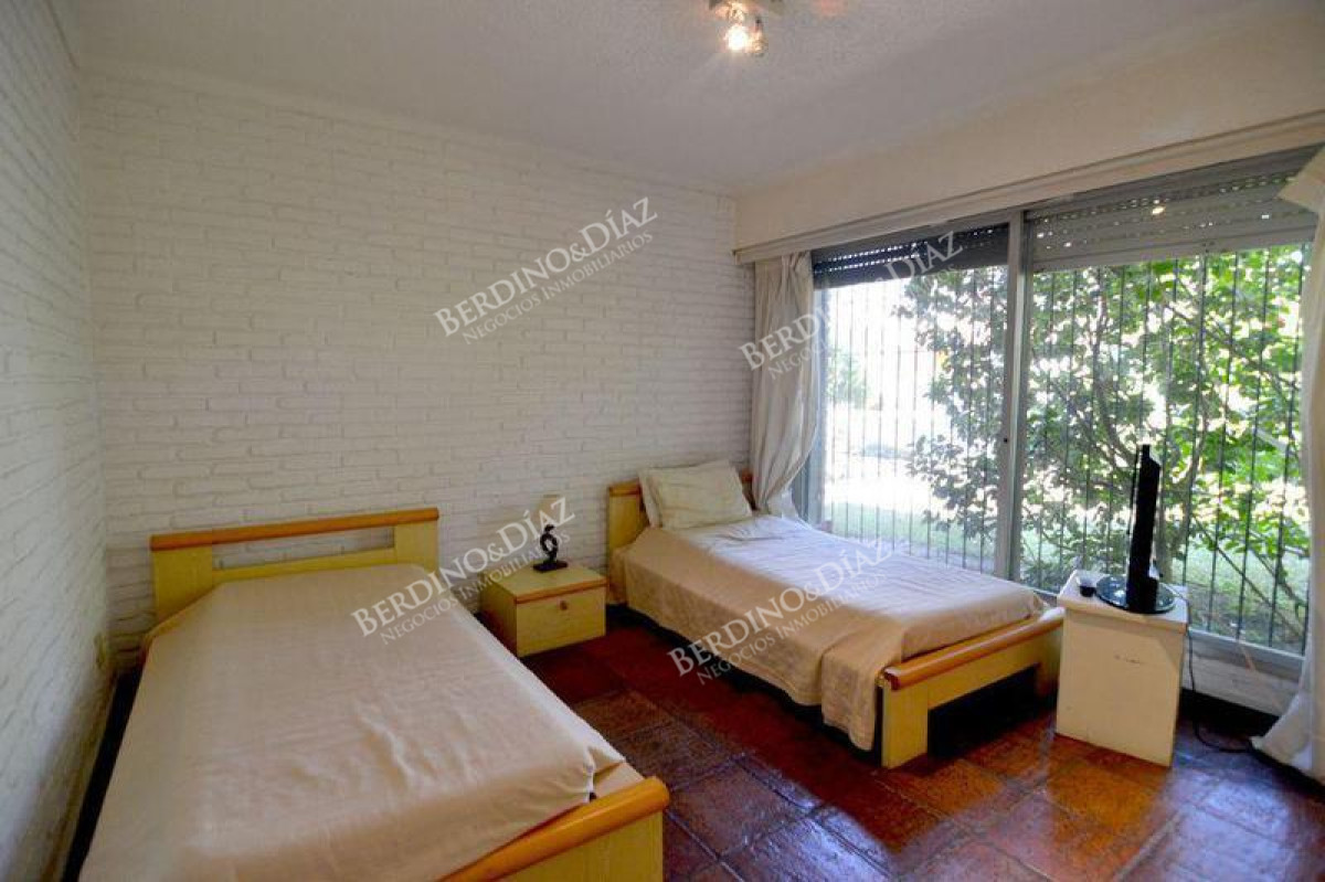 Casa ID.2283 - Casa tradicional venta Playa Mansa