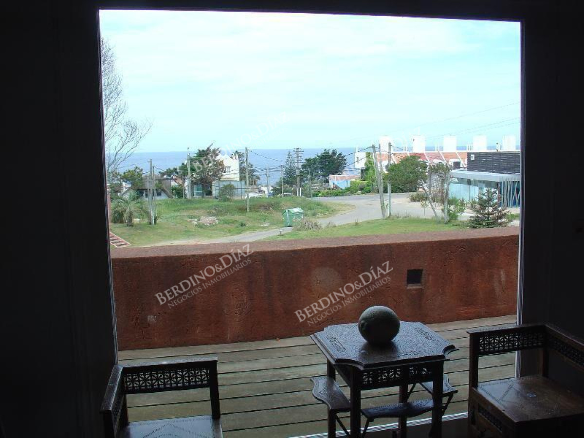 Casa ID.2176 - Casa de diseño italiano en venta en La Barra