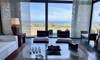 Casa frente al Mar en venta en Montoya espectacular 3 niveles
