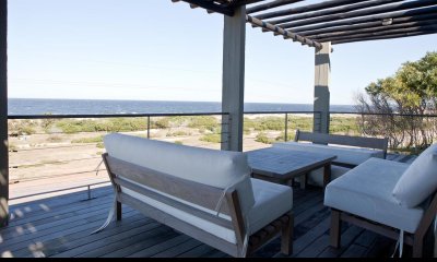 Casa minimalista en venta con salida directa al mar Jose Ignacio