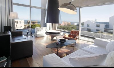 Casa en venta estilo minimalista con vista al mar