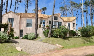 Casa en venta Club Laguna Blanca Manantiales