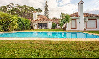Importante Casa en venta en barrio San Rafael Punta del Este