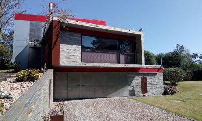 Moderna Residencia Minimalista a 2 cuadras de la Playa